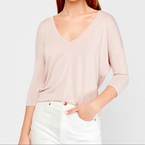 Express V neck London tee